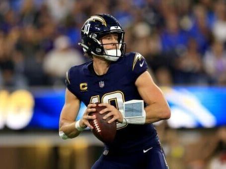 Herbert's three TD passes lead Chargers NFL rout of Vikings